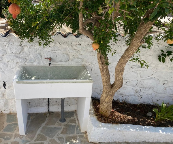 Eressos, Lesvos Island 81105, 3 Bedrooms Bedrooms, ,1 BathroomBathrooms,House,For Sale,1270