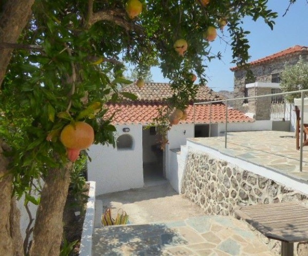 Eressos, Lesvos Island 81105, 3 Bedrooms Bedrooms, ,1 BathroomBathrooms,House,For Sale,1270