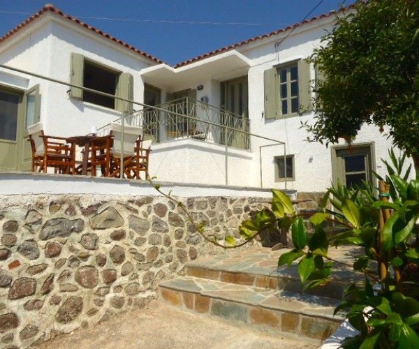 Eressos, Lesvos Island 81105, 3 Bedrooms Bedrooms, ,1 BathroomBathrooms,House,For Sale,1270