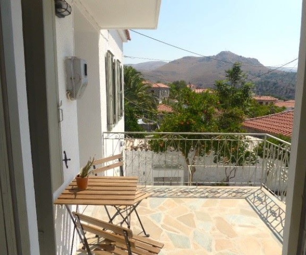 Eressos, Lesvos Island 81105, 3 Bedrooms Bedrooms, ,1 BathroomBathrooms,House,For Sale,1270