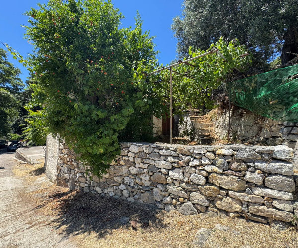 Liota, Lesvos Island 81103, 0 , 0 ,0,House and Land,For Sale,0,1358