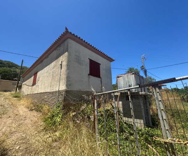 Liota, Lesvos Island 81105, 2 Bedrooms Bedrooms, 0 ,0,House,For Sale,0,1363