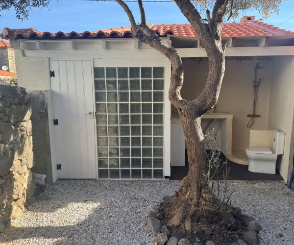 1 Bedroom Bedrooms, 0 ,1 BathroomBathrooms,House,For Sale,0,1369
